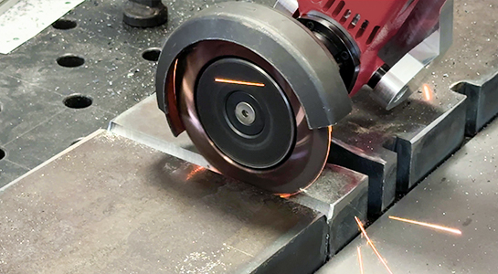 Robotické frézování